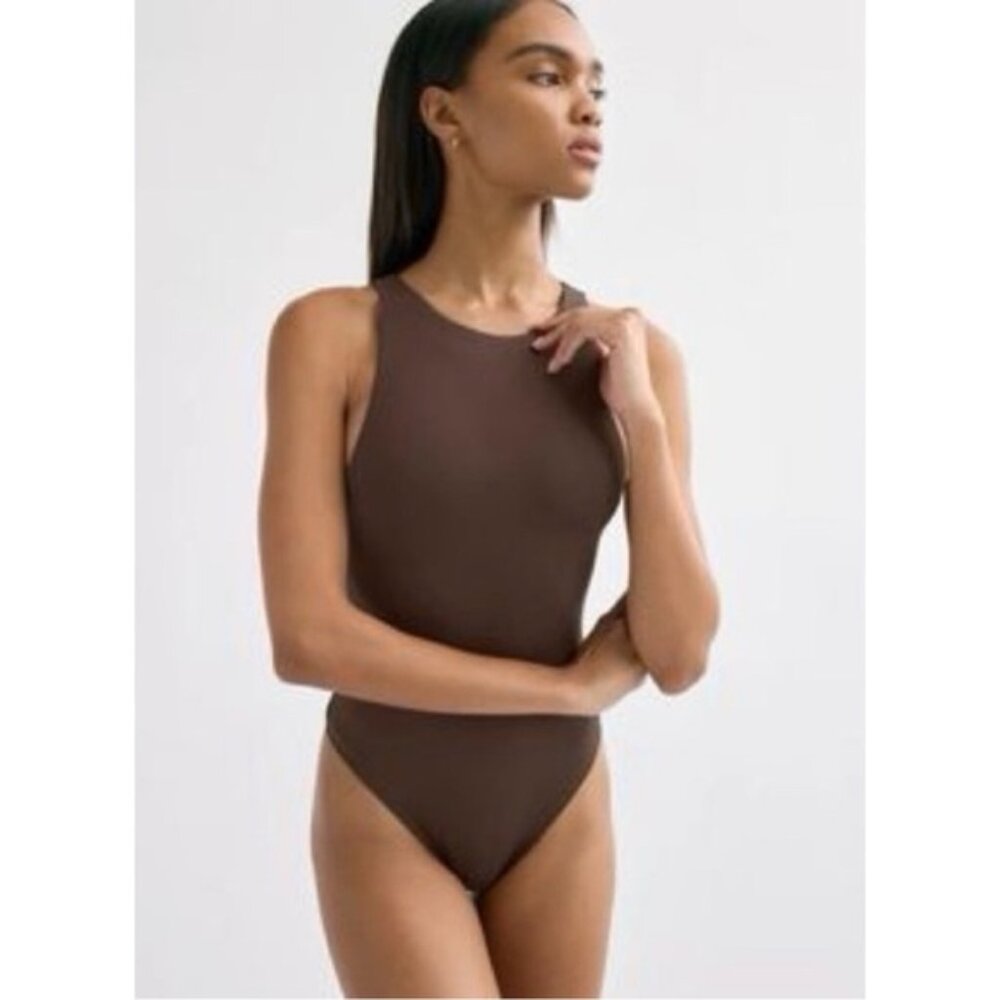 Babaton contour 90s bodysuit coffee bean S
